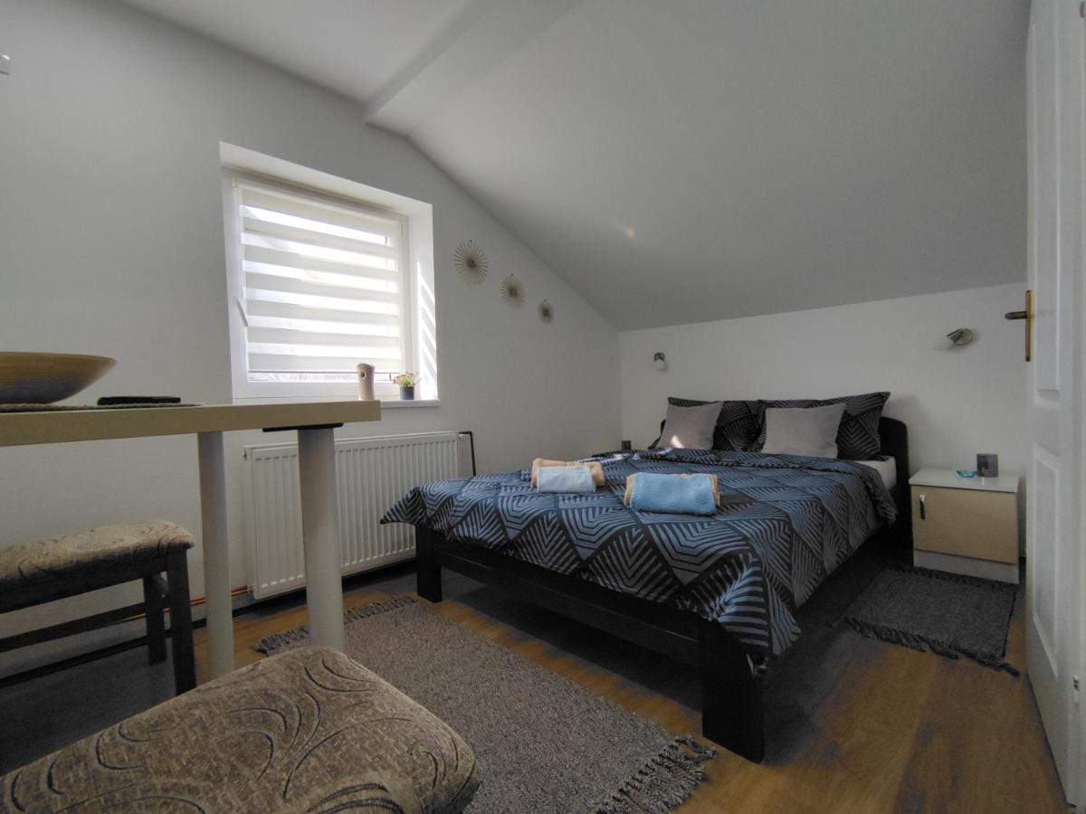 S. A. L. 2 Apartamento Zrenjanin Exterior foto