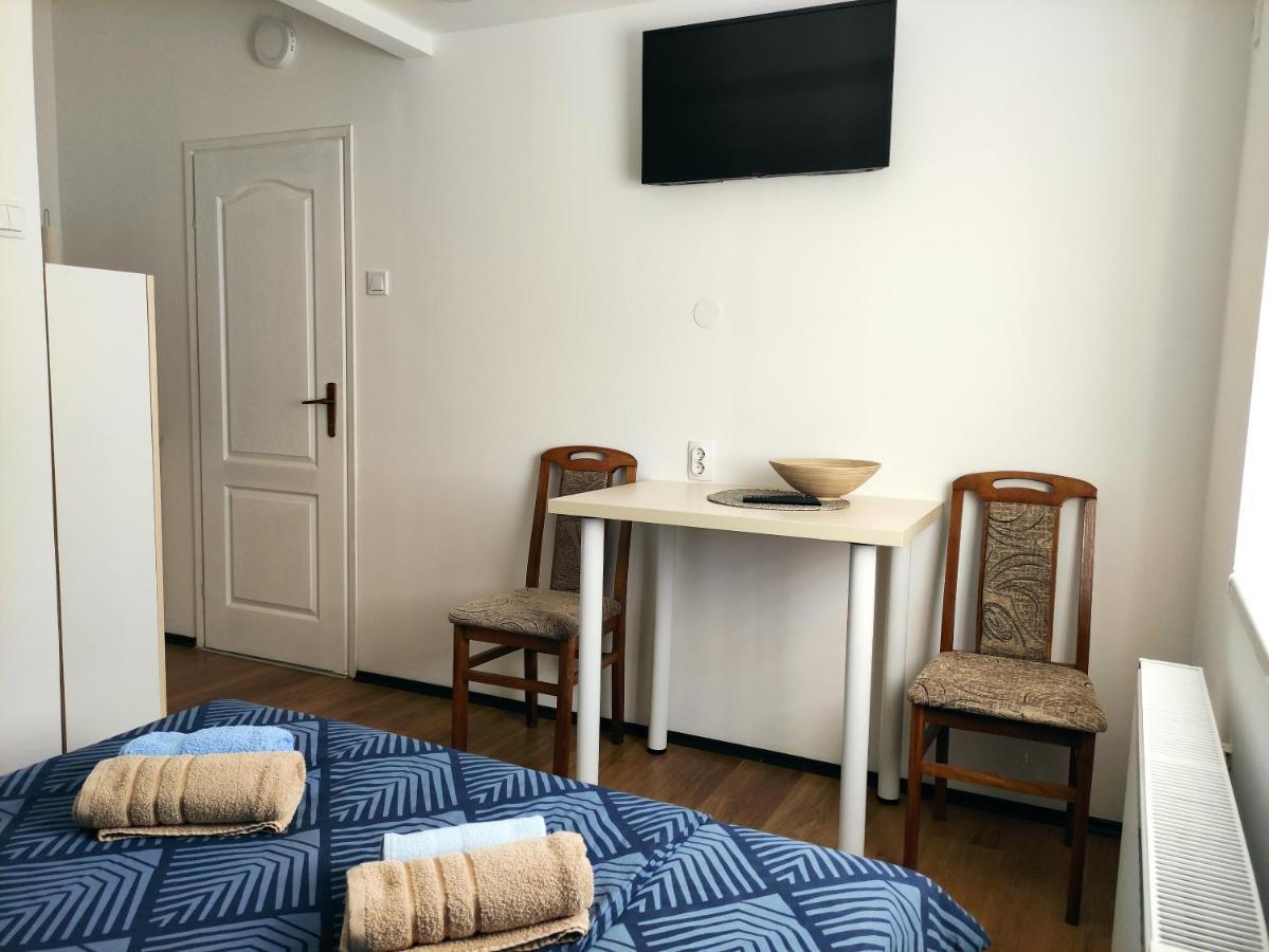 S. A. L. 2 Apartamento Zrenjanin Exterior foto