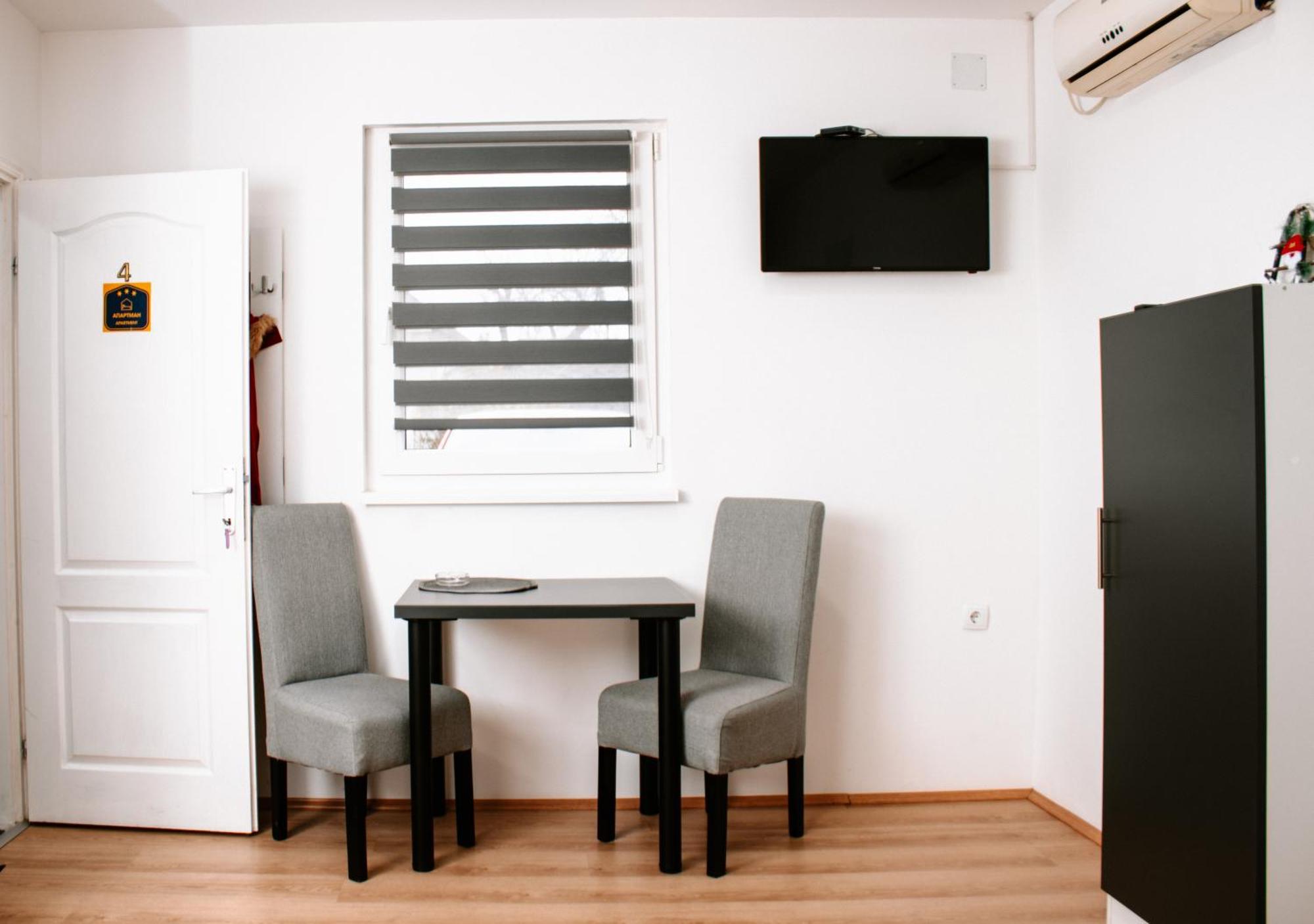 S. A. L. 2 Apartamento Zrenjanin Exterior foto